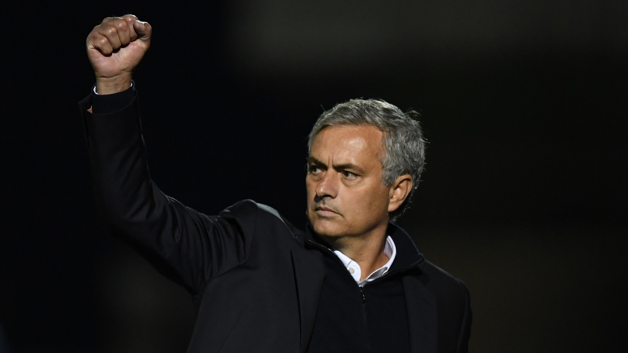 拜仁慕尼黑迎战里斯本竞技：欧冠小组赛终极对决（欧冠小组赛巅峰之战：拜仁慕尼黑对阵里斯本竞技）