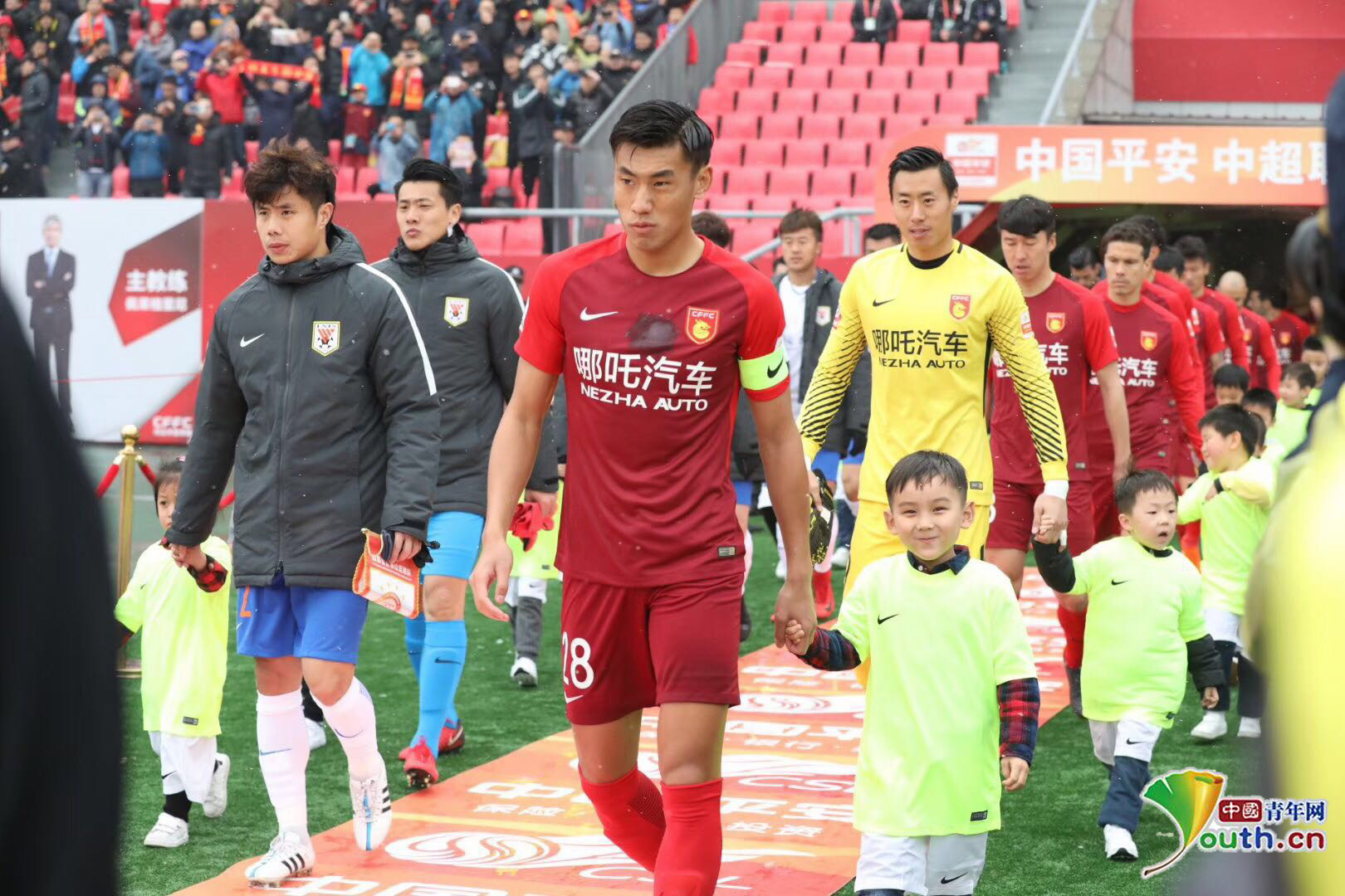 欧冠淘汰赛前瞻：巴黎对阵切尔西,（欧冠淘汰赛焦点战：巴黎迎战切尔西）