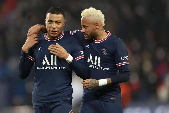 斯洛特：我已经让萨拉赫知道他不会参赛，这是我们唯一的交流（斯洛特：我只告知萨拉赫将不会出场，除此之外未再沟通）