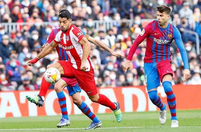 希勒：伊萨克表现不佳有很多原因，但别再拿缺少季前训练说事（希勒：伊萨克状态不佳有诸多因素，但别再拿季前训练不足当借口）