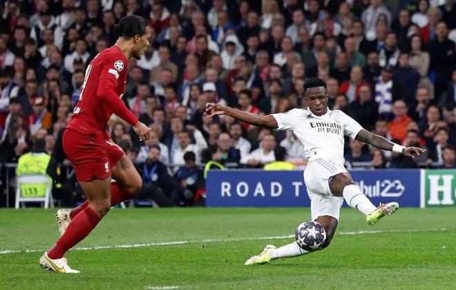 不冷静！萨格斯24分3抢断，末节4犯&关键时刻6犯离场（萨格斯24分3断，末节连吃4犯，关键时刻6犯毕业）