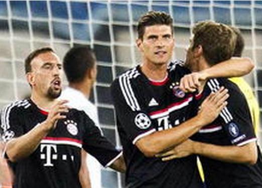 英乙球队连续两辆大巴爆胎，最终全队打车前往客场（英乙队两辆大巴相继爆胎，全队改乘出租车赴客场）