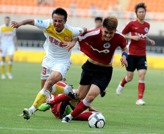 阿莱格里：前35分钟罗马配得上领先，我们根本踢不出流畅配合（阿莱格里：开场35分钟罗马理应领先，我们完全打不出流畅配合）