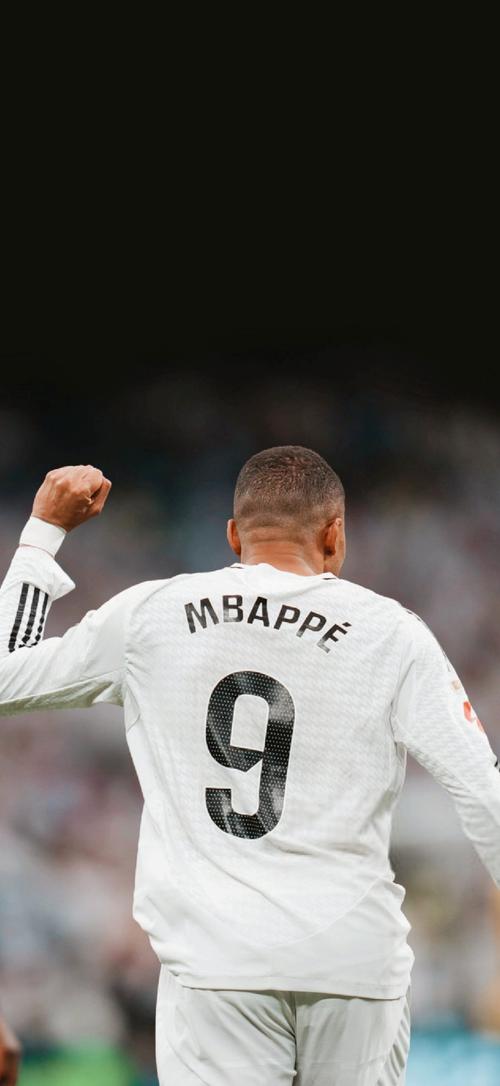 莱昂纳多：我知道本轮比赛特别重要，因此坚持带伤出场（莱昂纳多：清楚此役至关重要，咬牙带伤出战）