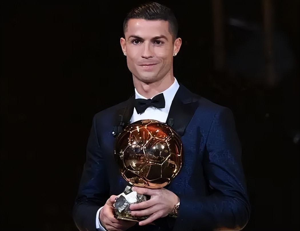 齐沃：在比赛的某个阶段全队都过度兴奋，缺乏清晰的思路（齐沃：比赛一度全队情绪过热，缺乏清晰思路）