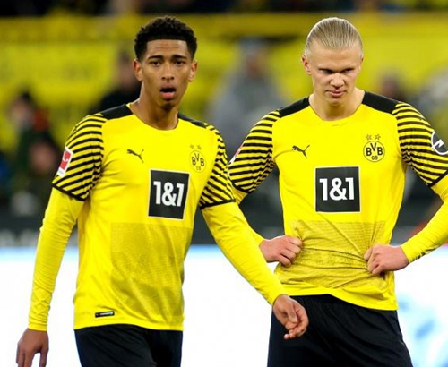 官方：格列兹曼荣膺2025金足奖（官方宣布：格列兹曼斩获2025年金足奖）